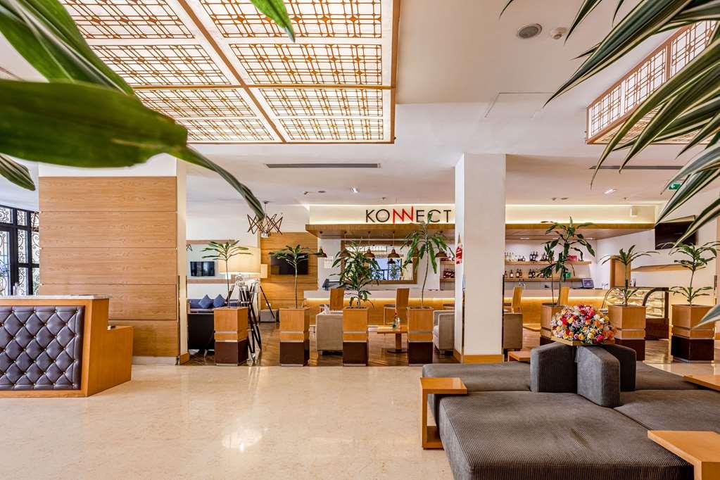 Ramada Addis, Addis Ababa Hotel Restaurant photo